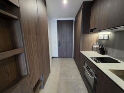 Midtown Modern (D7), Apartment #615186311